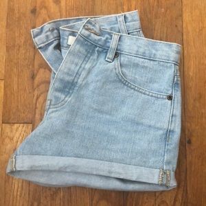 High waist denim shorts